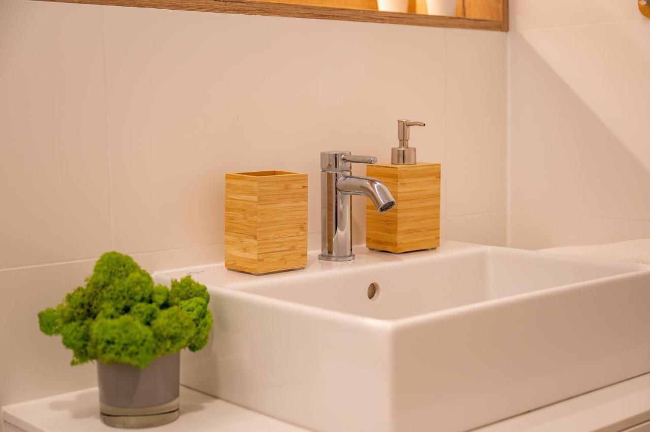 Pinea Sky Premium Apartament Z Widokiem Na Morze Ze Spa I Basenem Przy Plazy بوبيروفو المظهر الخارجي الصورة